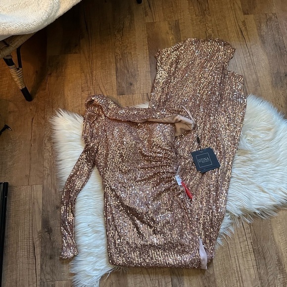 IEENA FOR MAC DUGGAL Sequined Drop Shoulder Faux Wrap Gown In Copper - Picture 3 of 6